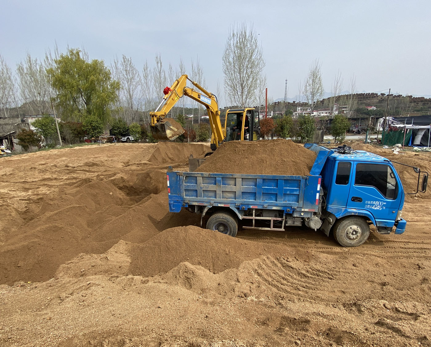 嵩县***挖掘机培训